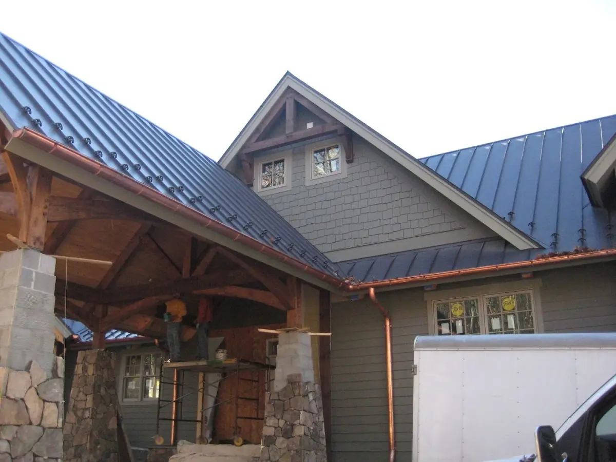 Craftsman Roofing team delivering quality roofing work in Walker